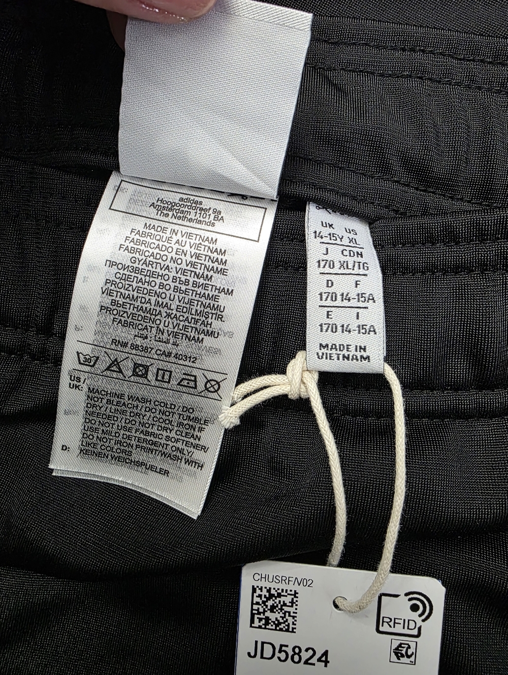 Adidas Original Firebird Skirt Kids. NEW! - Picture 5 of 15